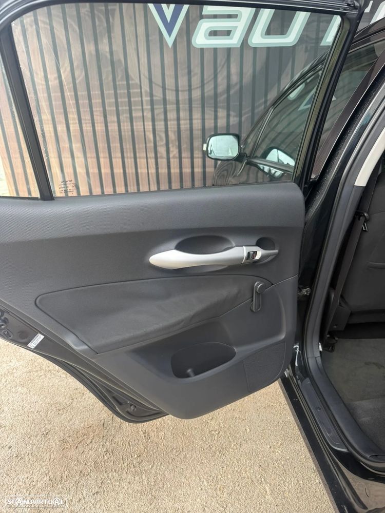 Toyota Auris 1.4 D-4D AC - 21