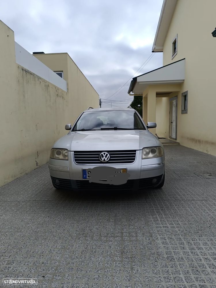 VW Passat 1.9 TDi Highline - 2