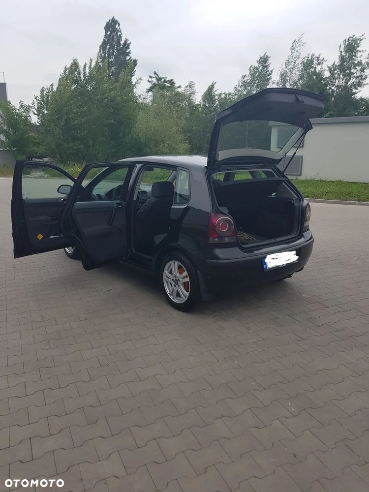 Volkswagen Polo - 24