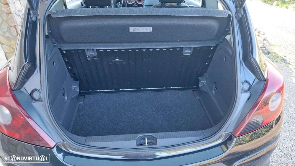 Opel Corsa 1.2 Black Edition - 12