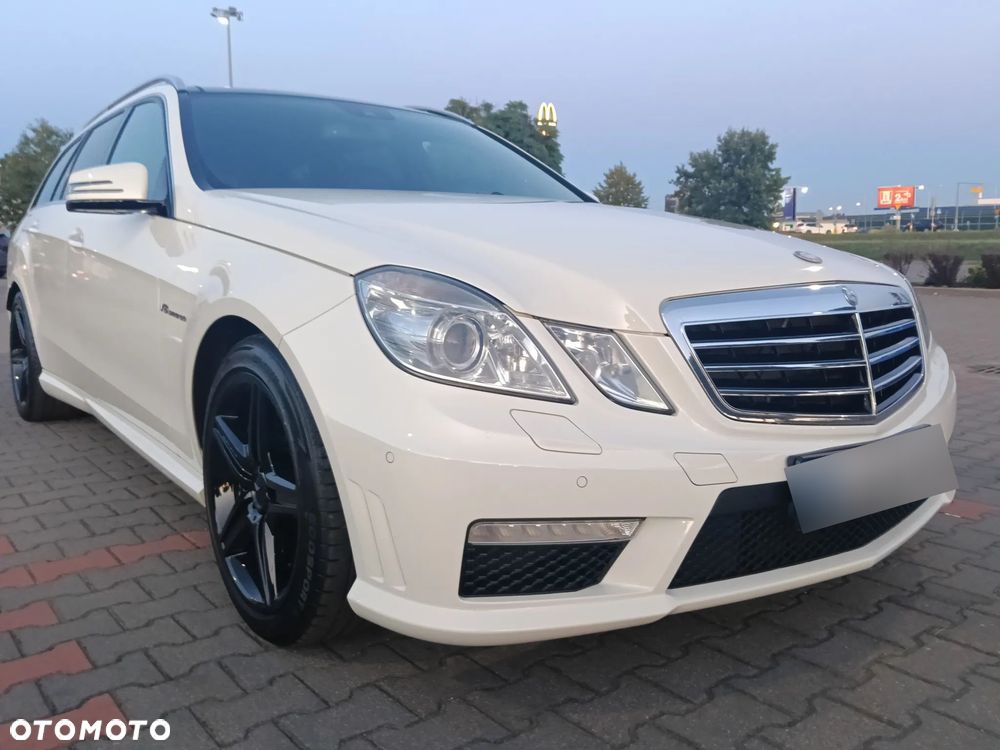 Mercedes-Benz Klasa E - 2
