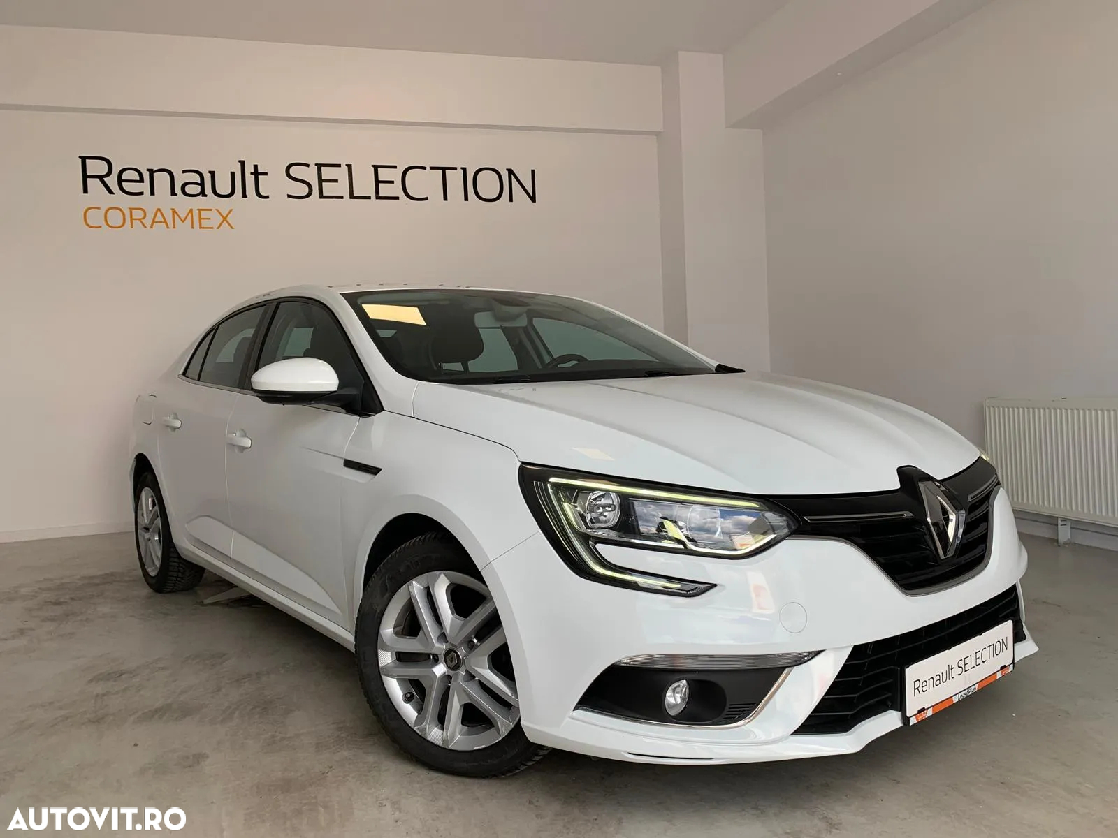 Renault Megane TCe EDC Zen - 19