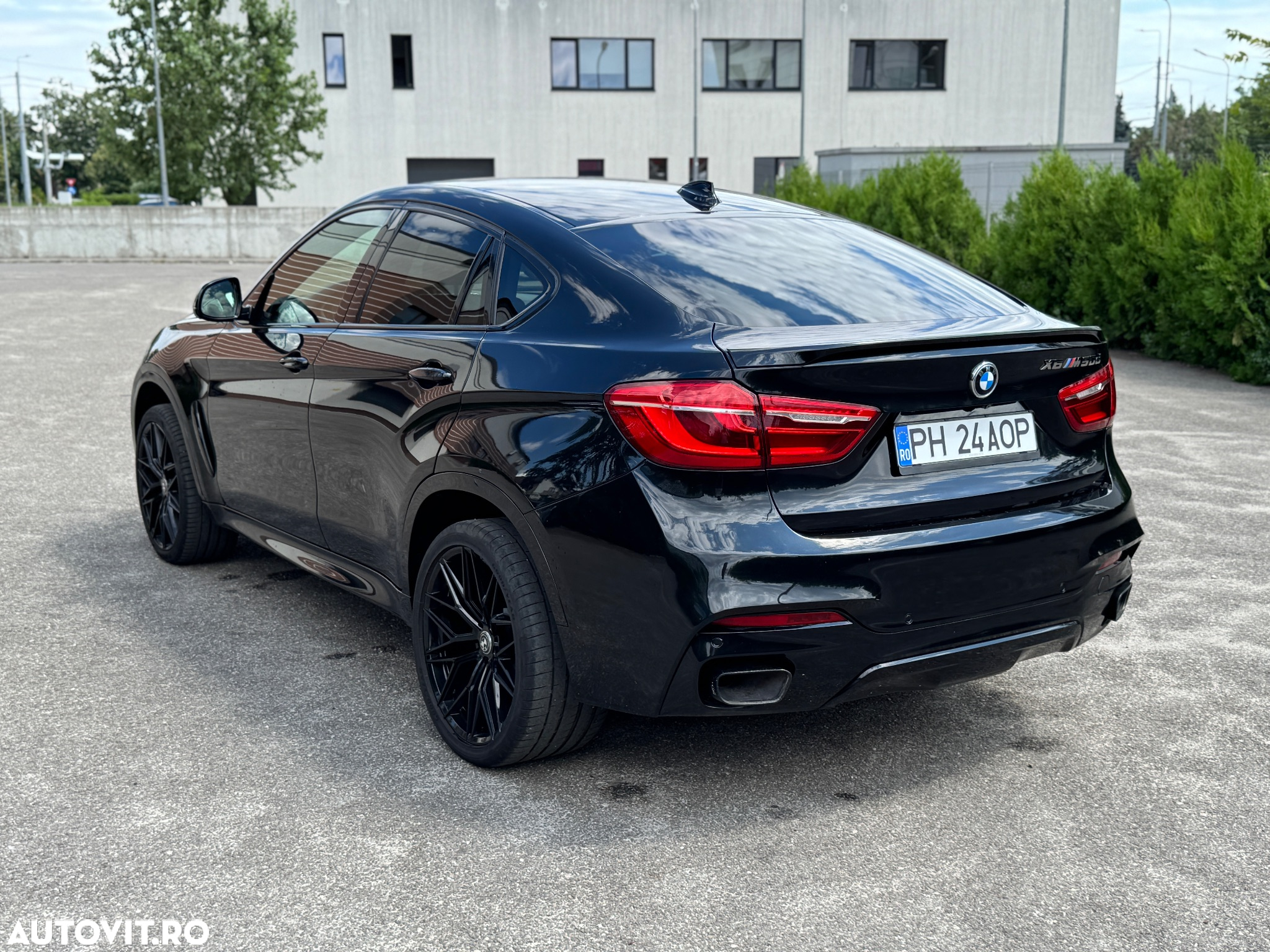 BMW X6 M M50d - 24