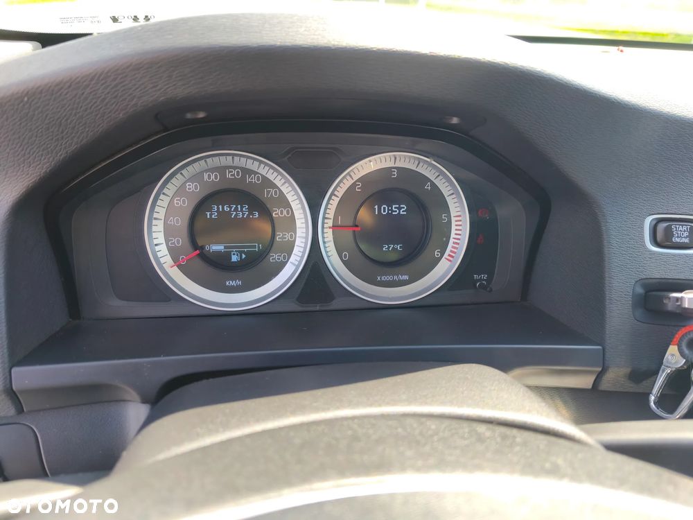 Volvo V60 D3 Summum - 24