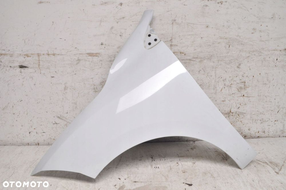 RENAULT MEGANE III BŁOTNIK LEWY PRZÓD - 12