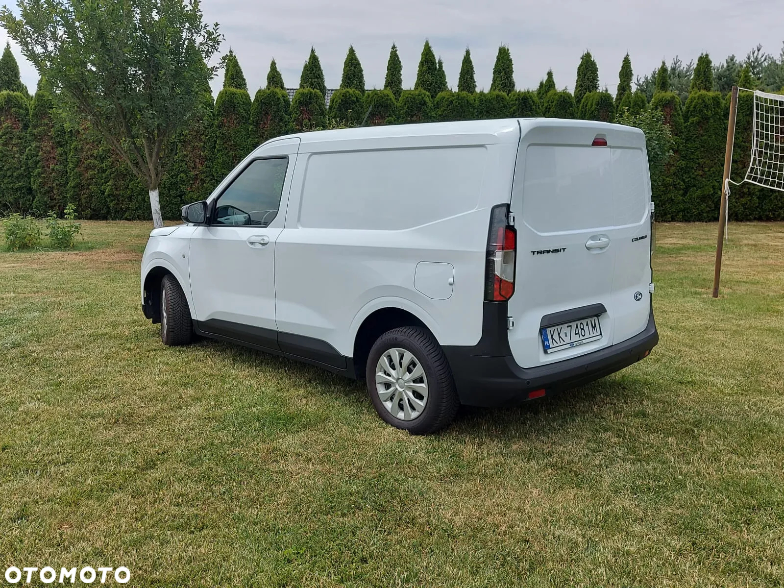 Ford Courier - 6