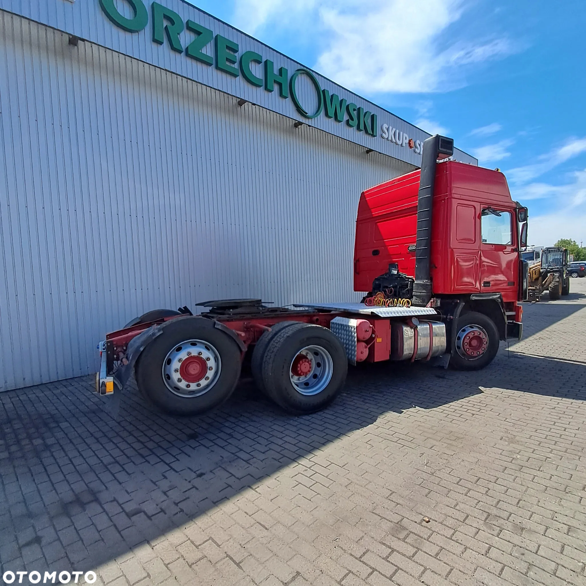 Volvo F10 - 12