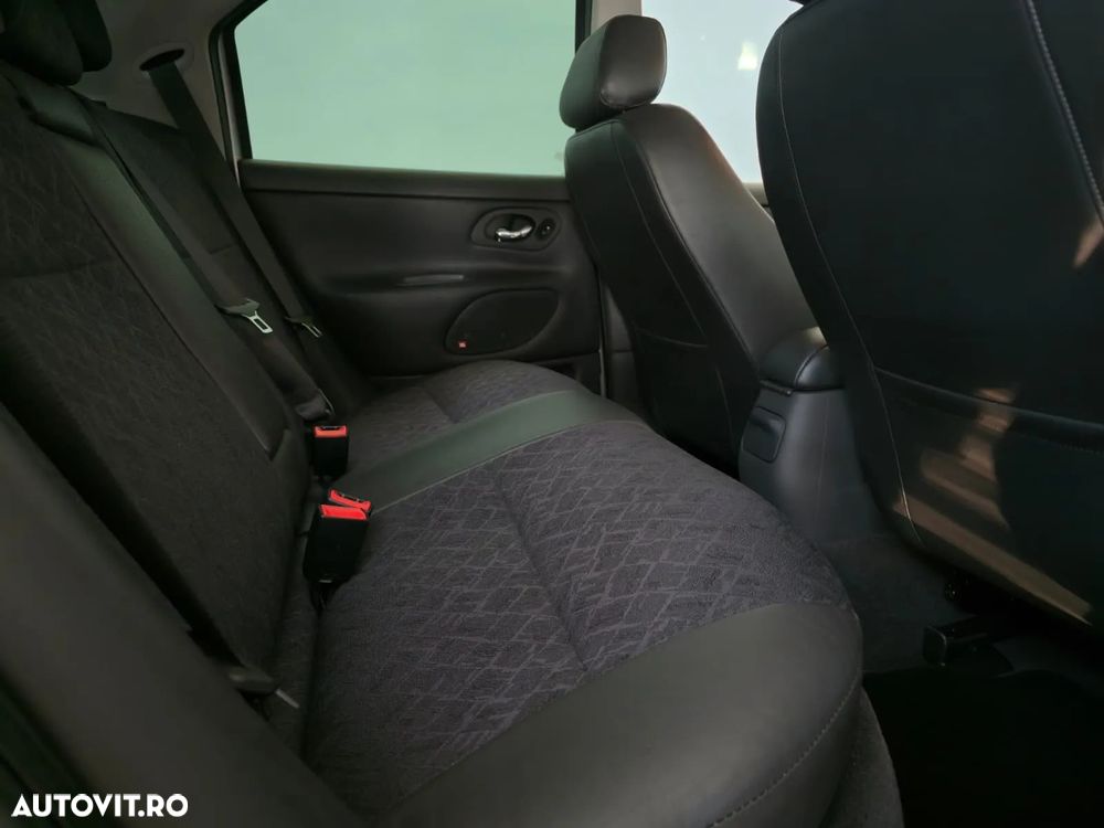 Ford Mondeo - 22