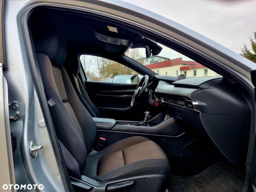 Mazda 3 SKYACTIV-G 2.0 M-Hybrid DRIVE - 12