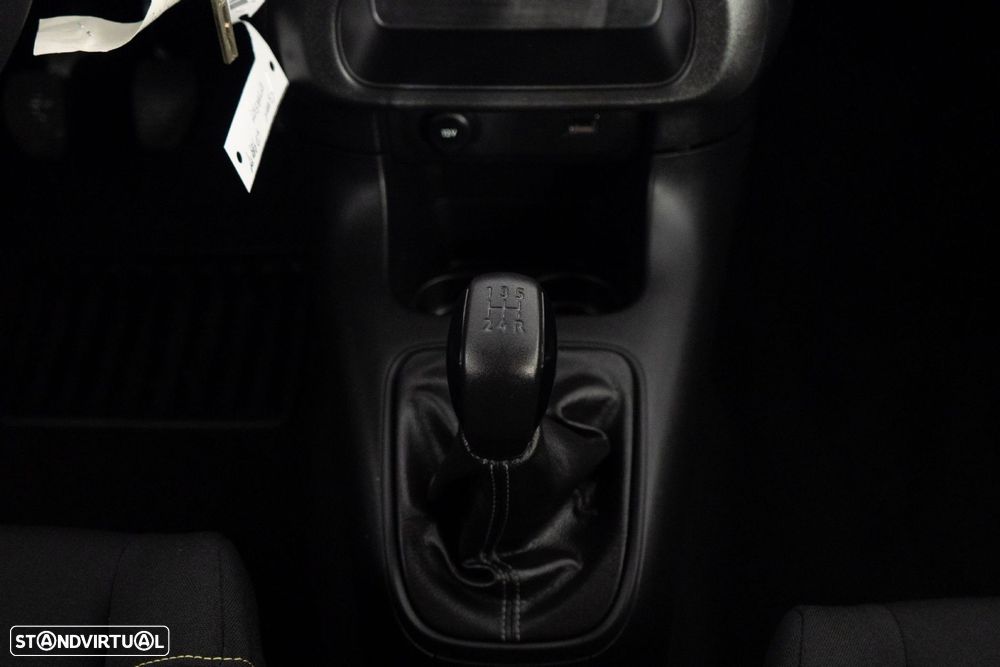 Citroën C3 1.2 PureTech Feel Pack - 24