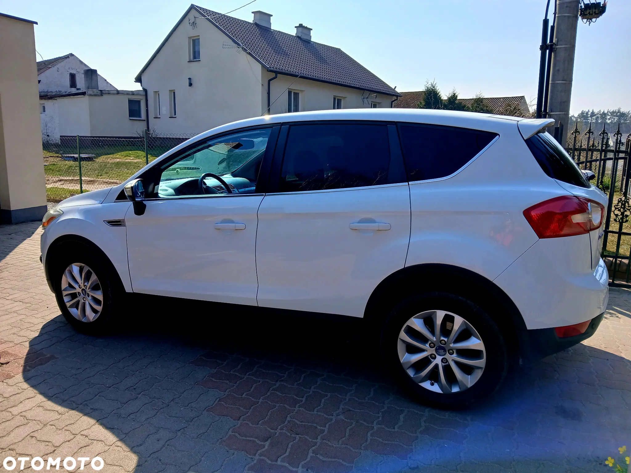 Ford Kuga - 14
