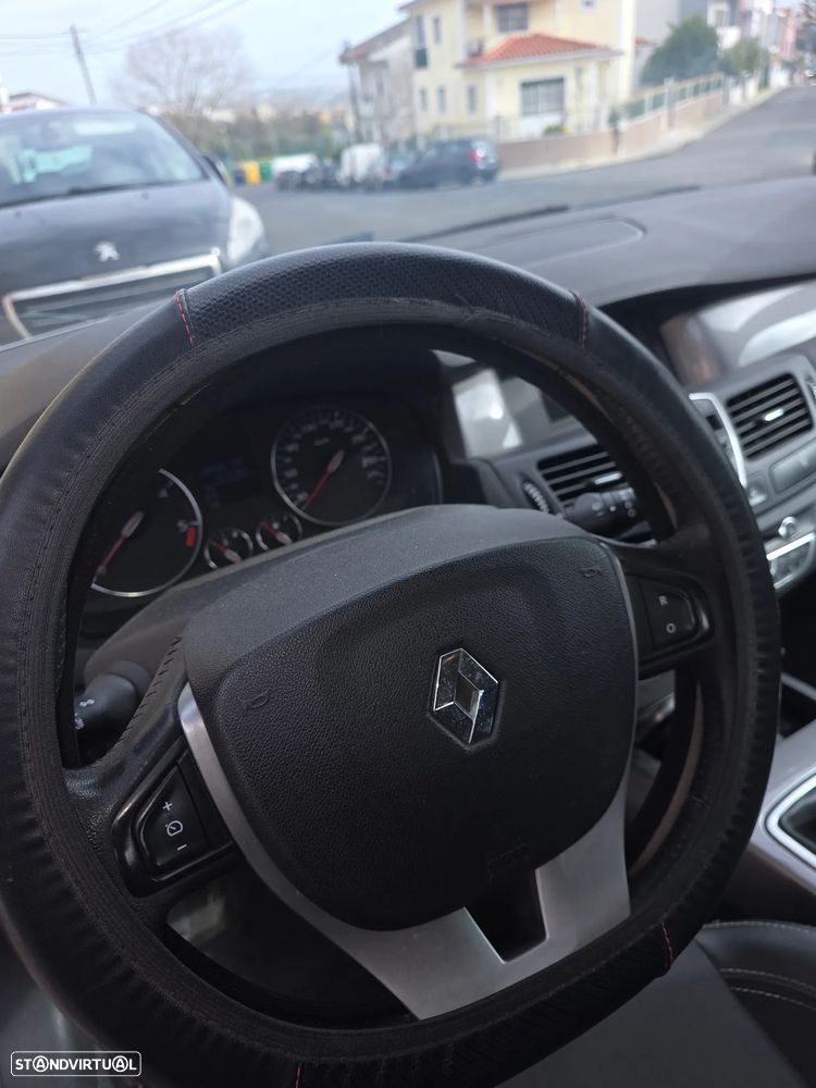 Renault Laguna Break 2.0 dCi Dynamique S 4control - 12