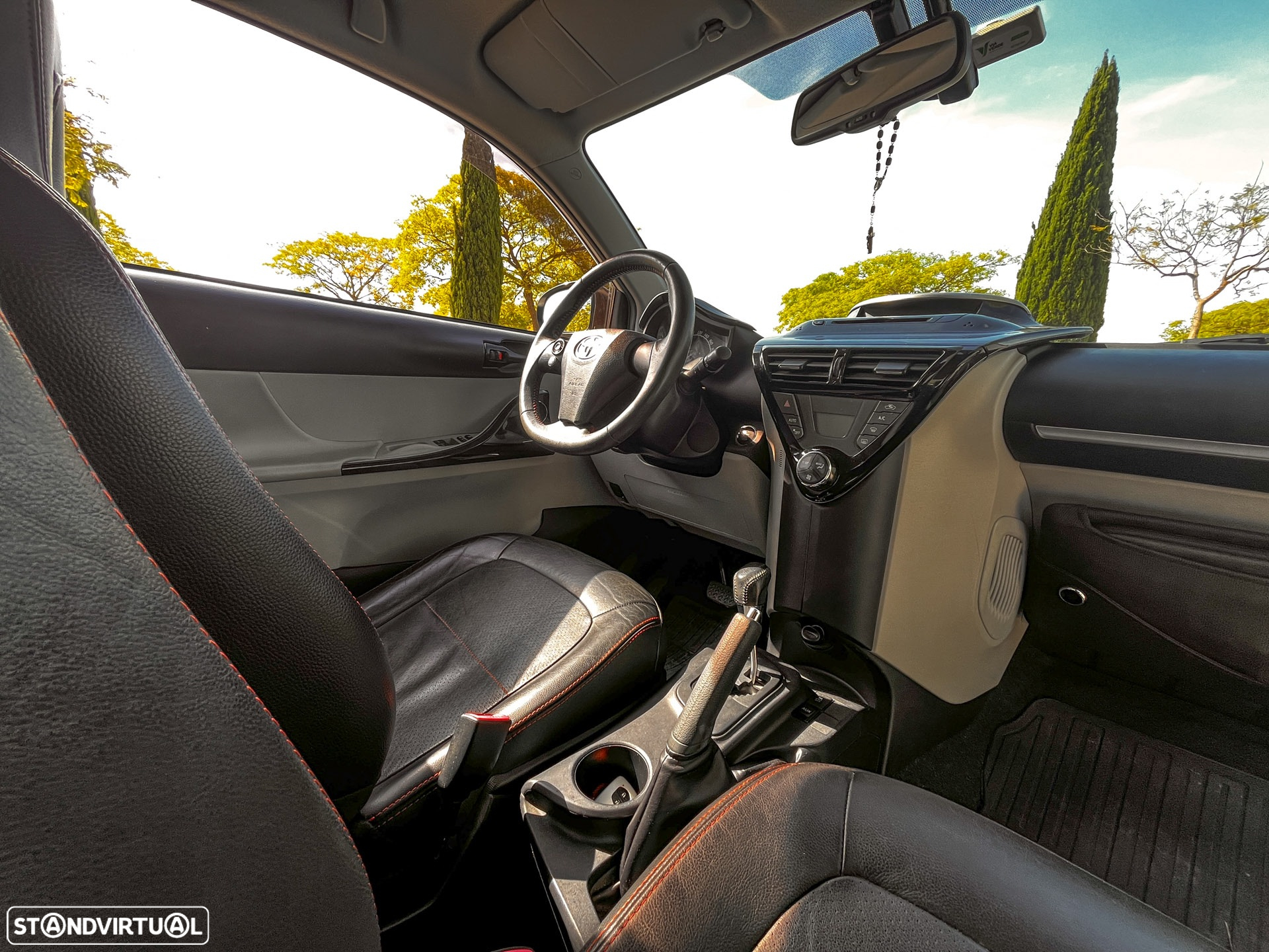 Toyota iQ 1.0 VVT-i 2 MultiDrive - 12