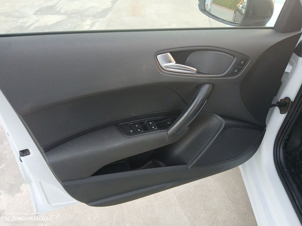Audi A1 Sportback 1.6 TDI Advance - 13