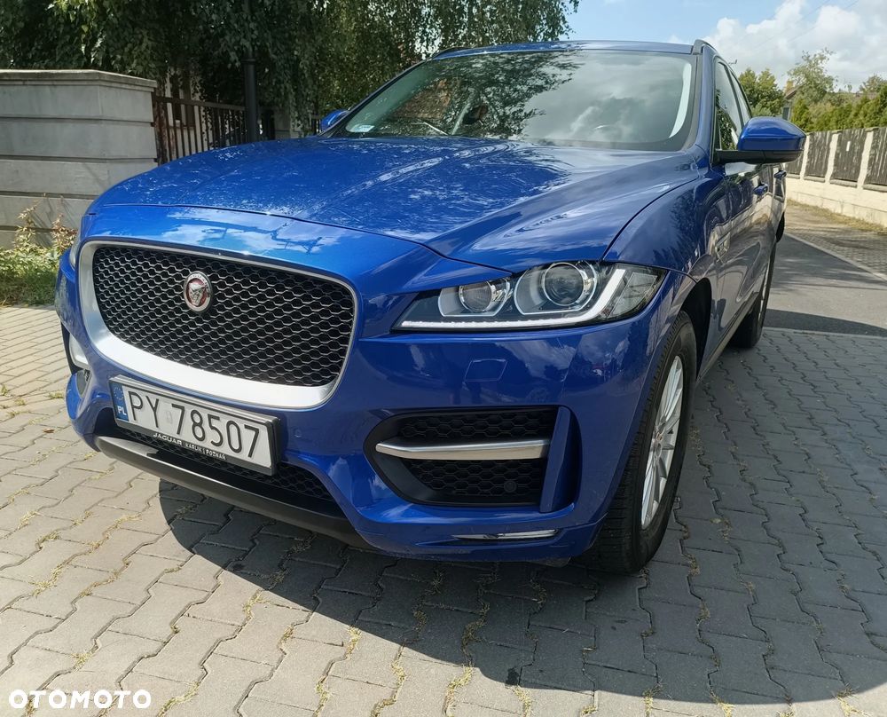 Jaguar F-Pace 2.0 i4D AWD R-Sport - 2