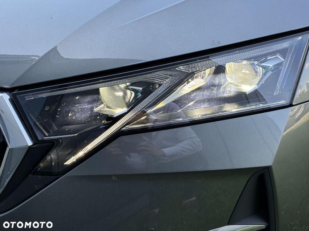 Skoda Octavia 1.5 TSI mHEV Selection DSG - 10