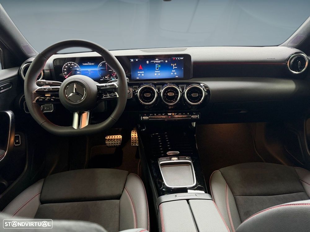 Mercedes-Benz A 250 e — fotografia 10