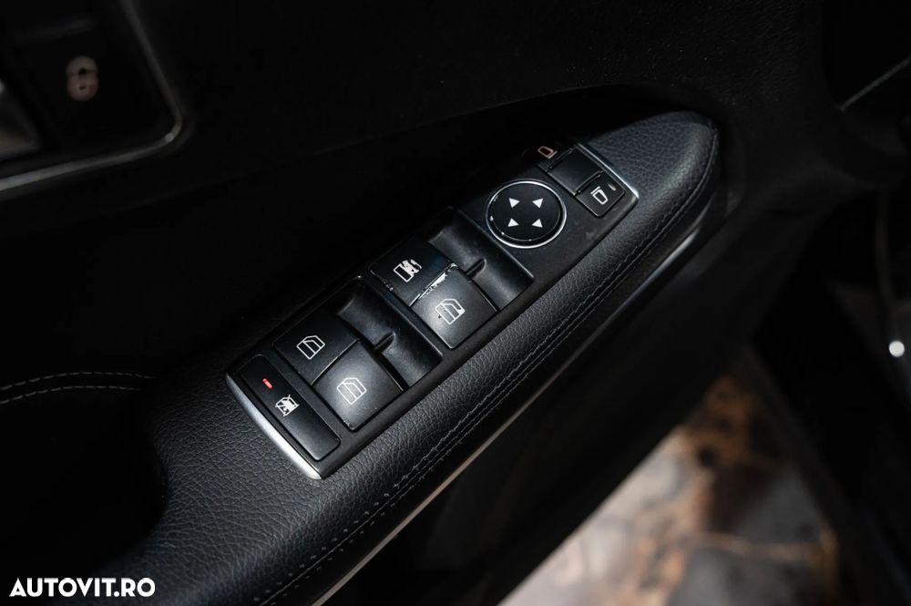 Mercedes-Benz E 220 BlueTEC 9G-TRONIC Avantgarde - 27