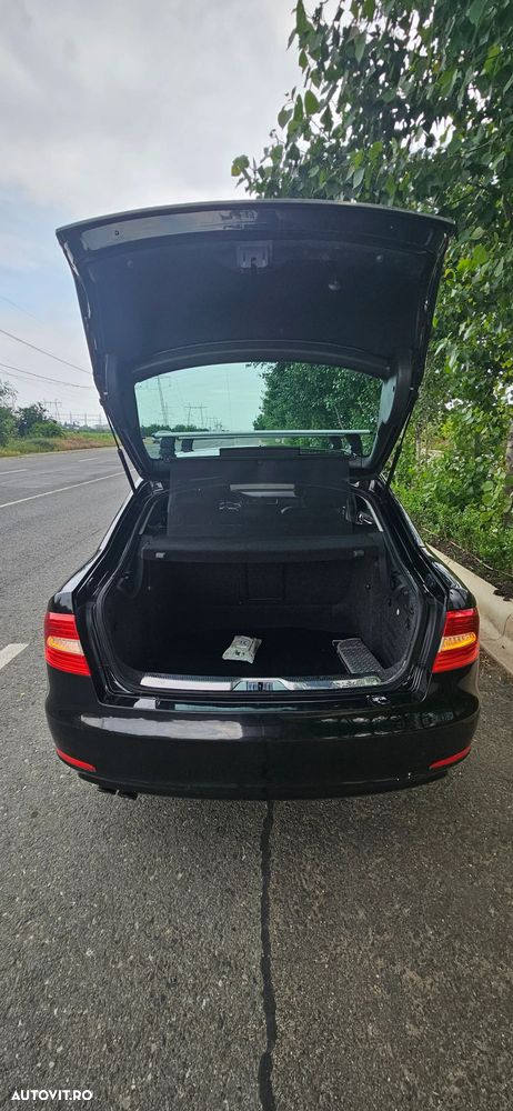 Skoda Superb 2.0 TDI 4X4 Elegance - 13