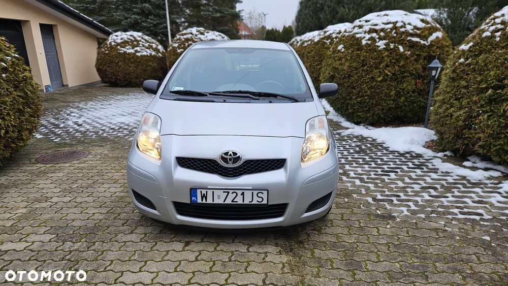 Toyota Yaris 1.0 Terra Start - 9