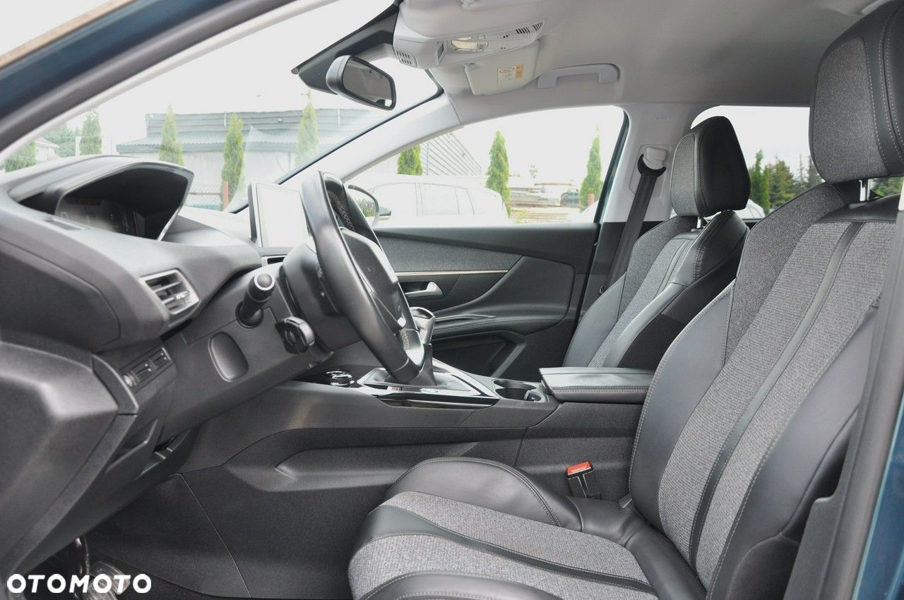 Peugeot 5008 HDI 115 Allure - 12