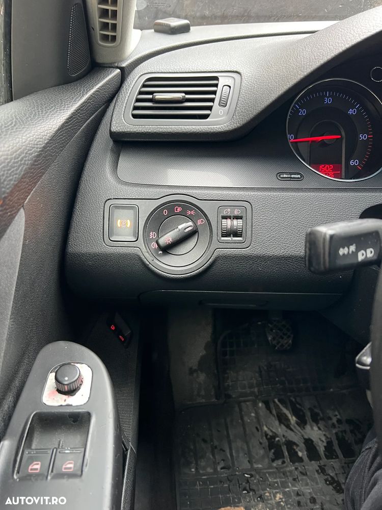 Volkswagen Passat 2.0 TDI DPF Comfortline - 17