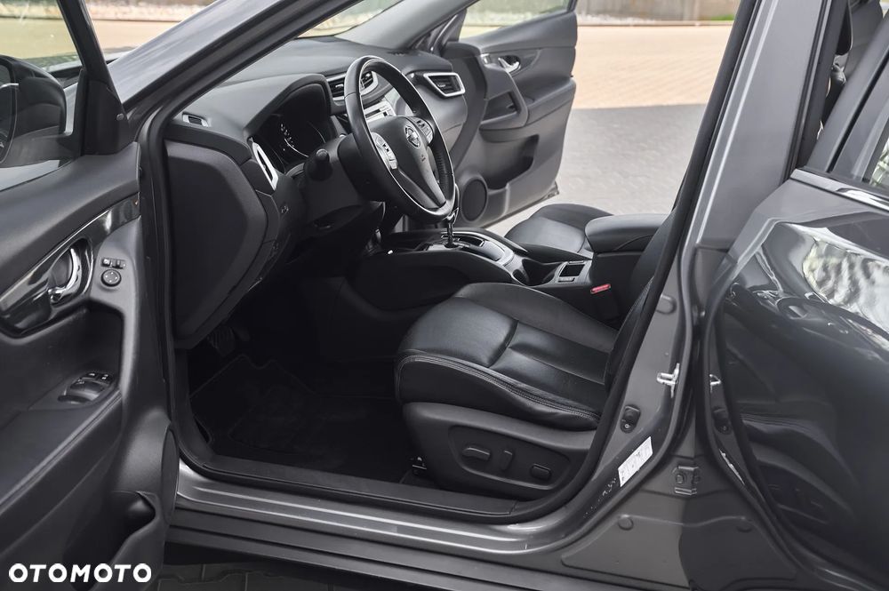 Nissan X-Trail 1.6 DCi Tekna 2WD Xtronic 7os - 16