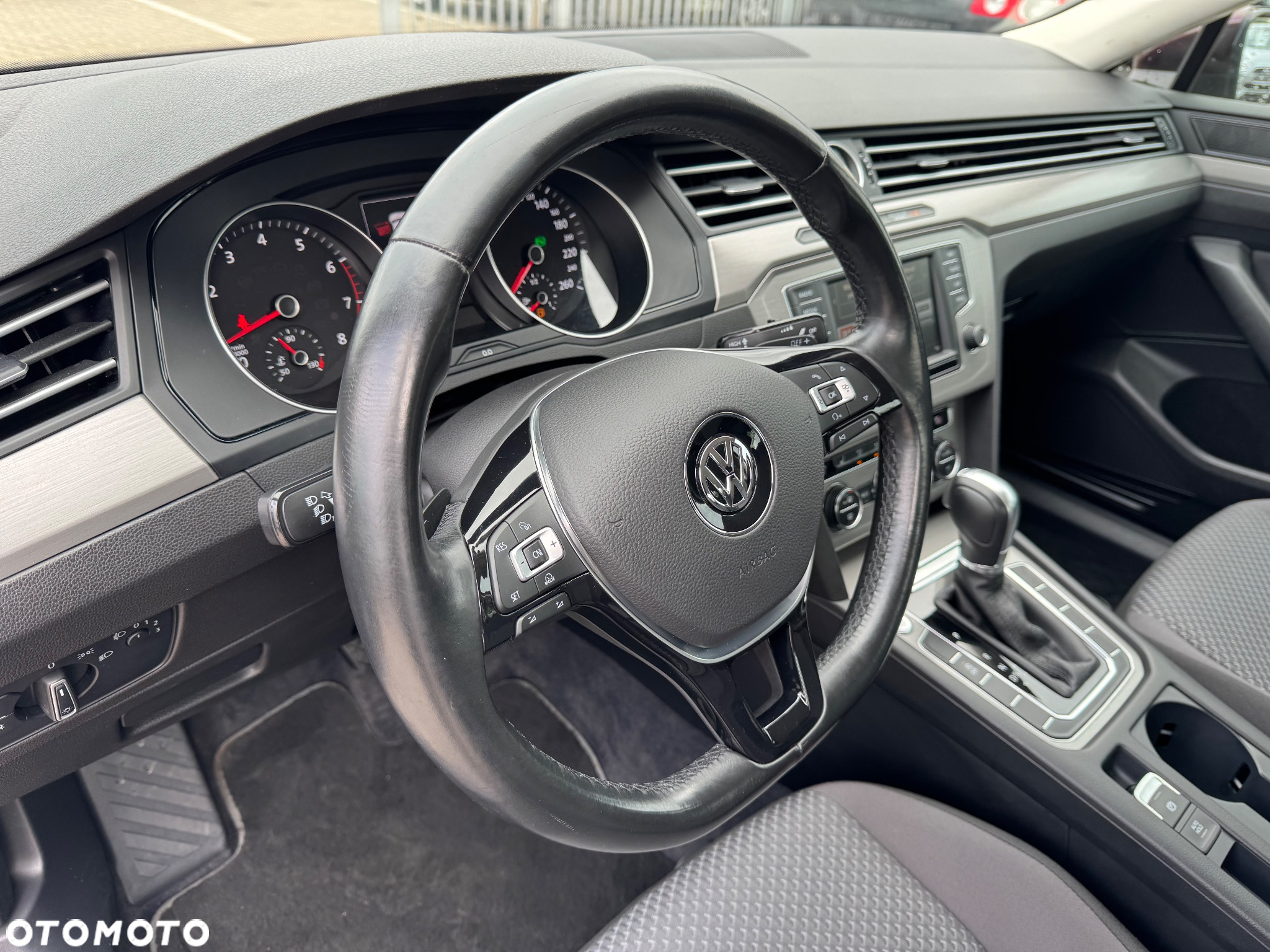 Volkswagen Passat 1.4 TSI BMT ACT Trendline DSG - 26
