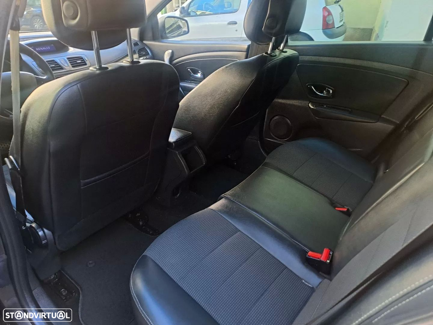 Renault Mégane Sport Tourer 1.5 dCi GT Line - 16