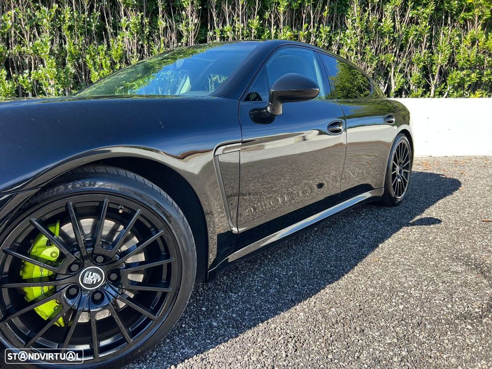 Porsche Panamera - 18