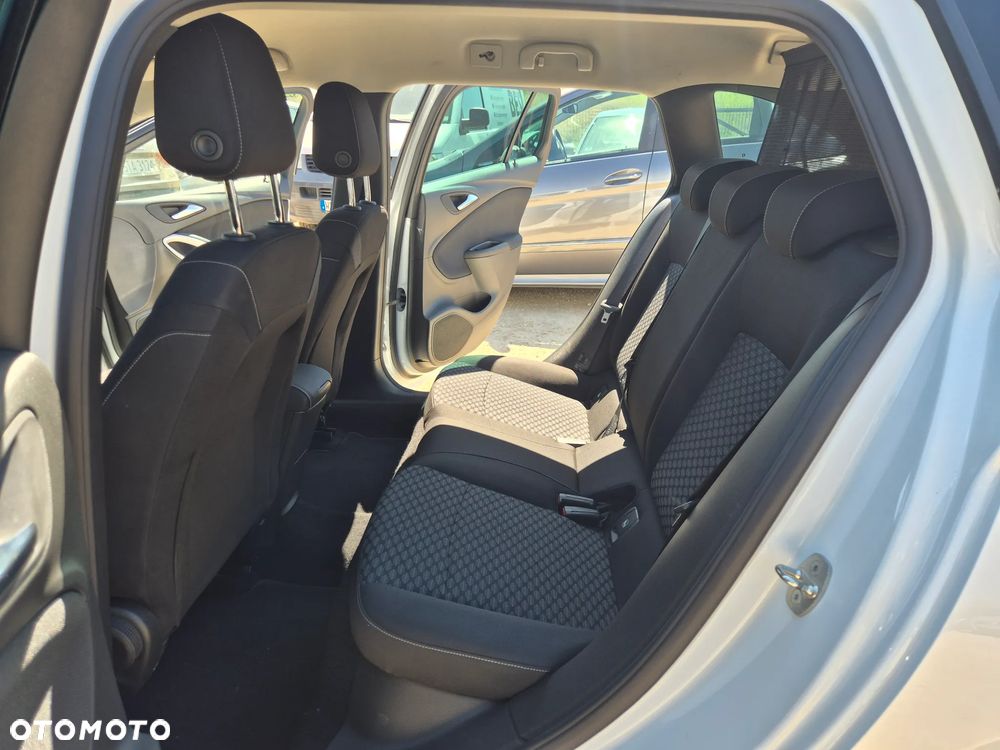 Opel Astra 1.2 Turbo Start/Stop Elegance - 6