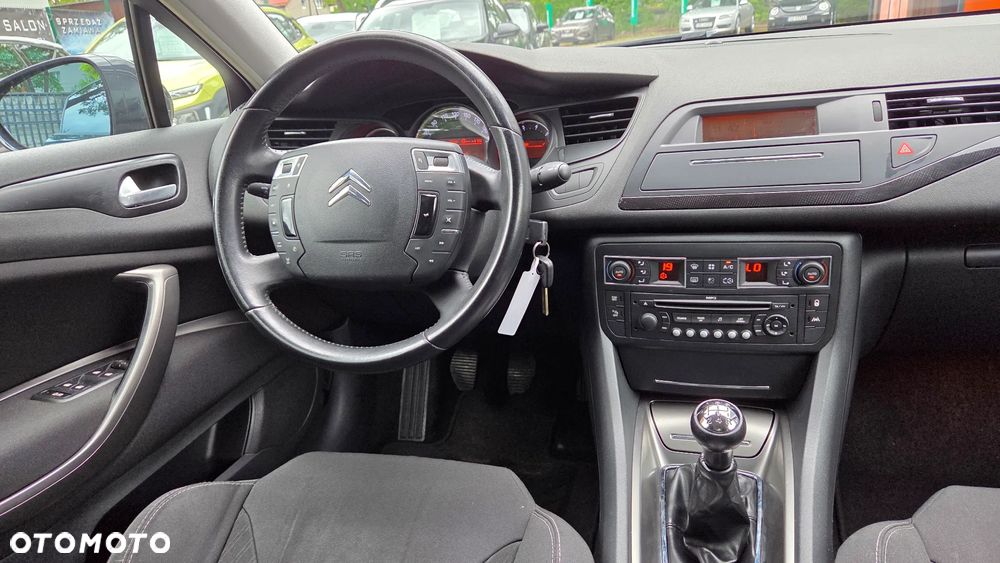 Citroën C5 2.0 16V Confort - 5