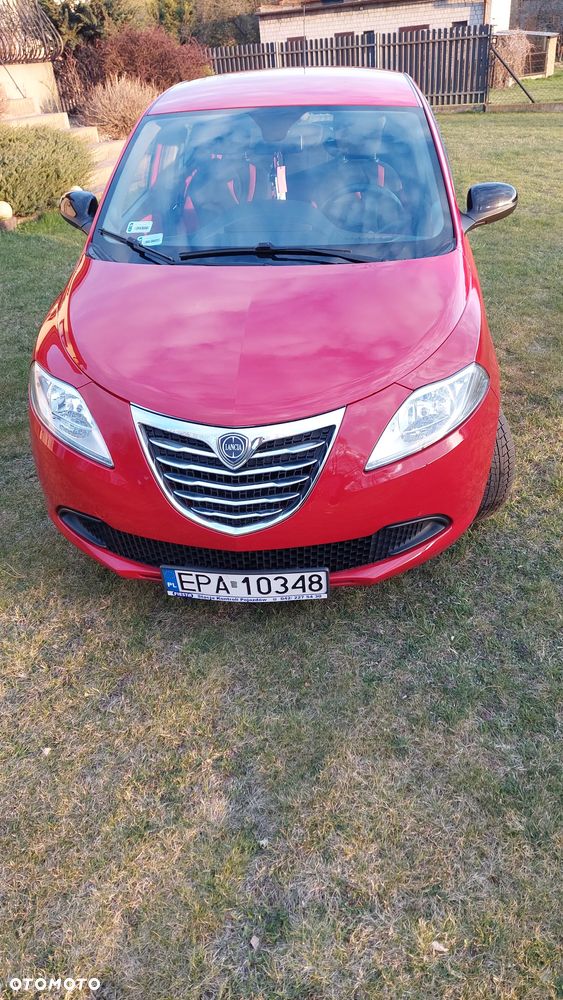 Lancia Ypsilon 1.2 8V Silver - 4