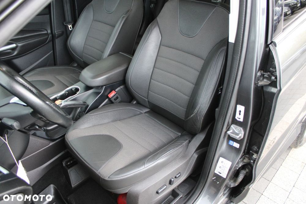 Ford Kuga - 21