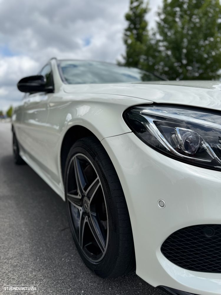 Mercedes-Benz C 300 h AMG Line - 12