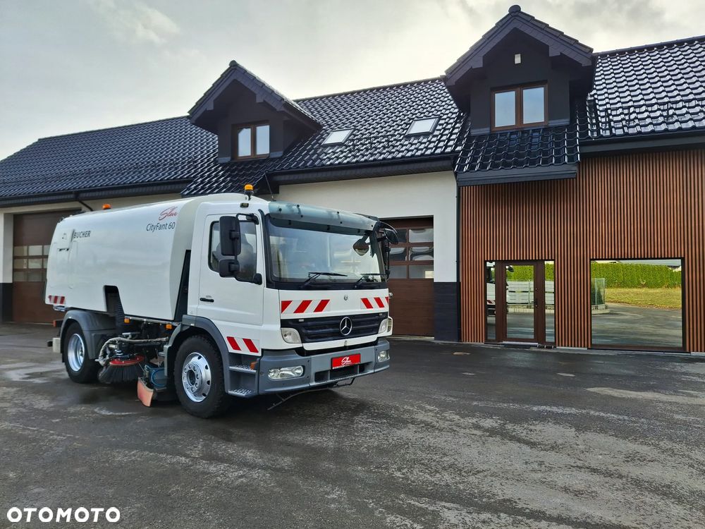 Mercedes-Benz Atego 1524 Zamiatarka BUCHER CityFant 60 2 Silniki Tylna Oś Na Poduszkach Zamiatarka Uliczna Sprzątanie Zamiatanie - 1