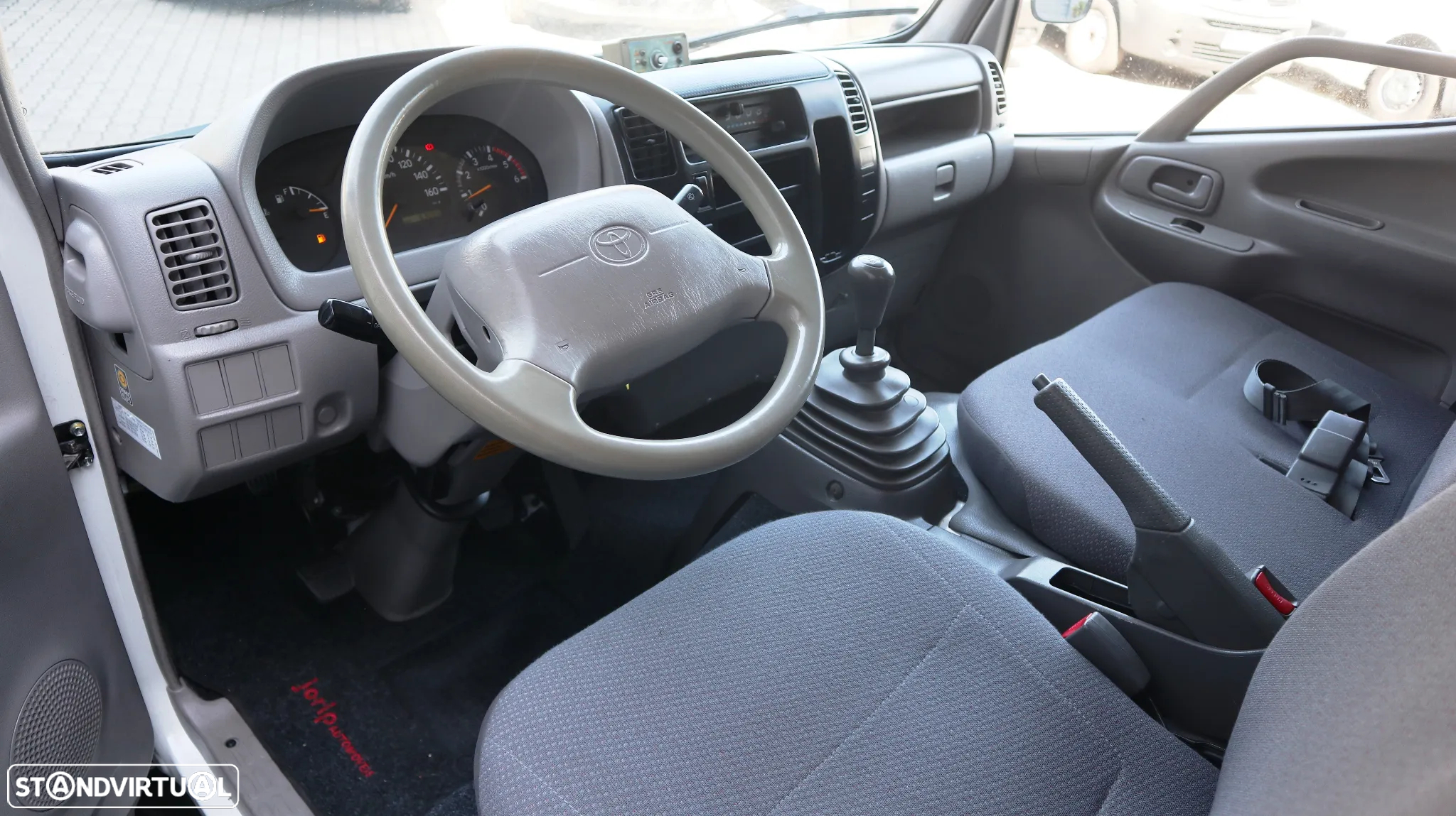 Toyota Dyna S 3.0 D4d 144 Basculante - 8