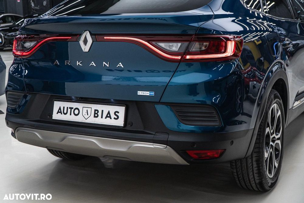 Renault Arkana E-TECH 145 Evolution - 14