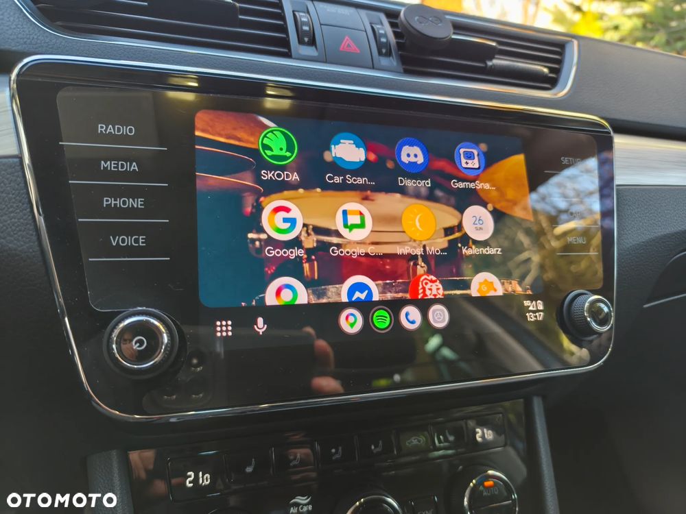 Skoda Superb ver-2-0-tdi-ambition - 23