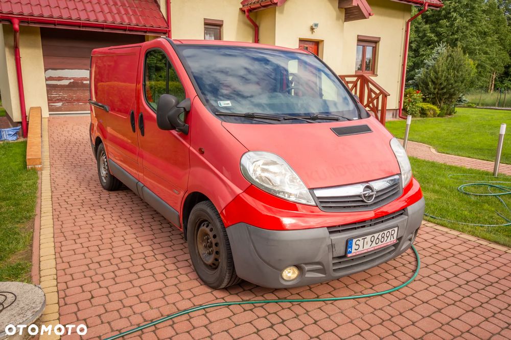 Opel Vivaro - 18