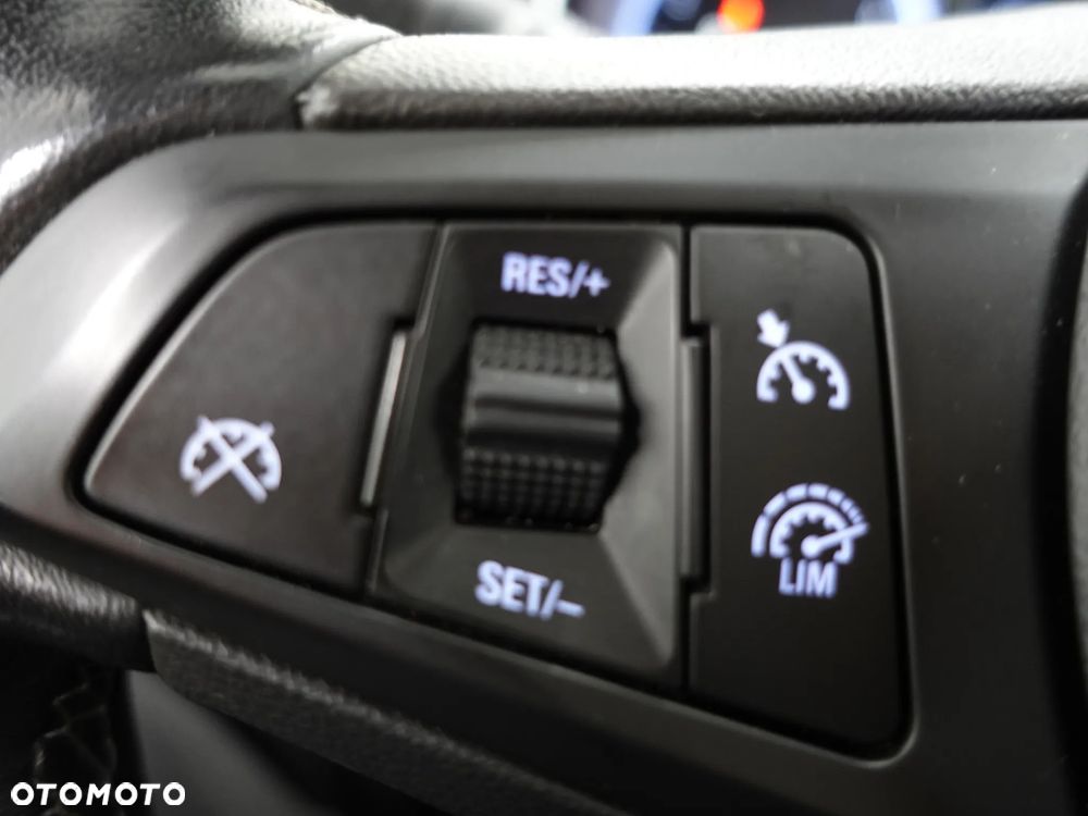 Opel Astra 1.2 Turbo Edition - 37