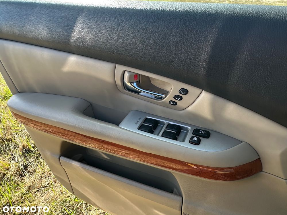 Lexus RX - 15