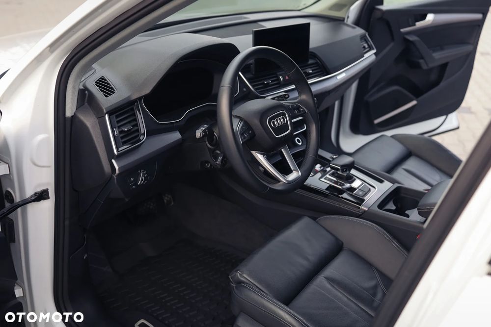 Audi Q5 55 TFSIe quattro S tronic S line - 33