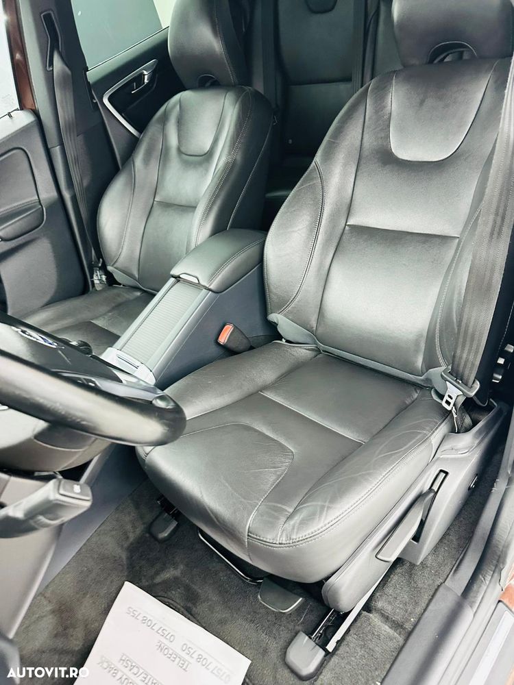 Volvo XC 60 D3 Momentum - 20