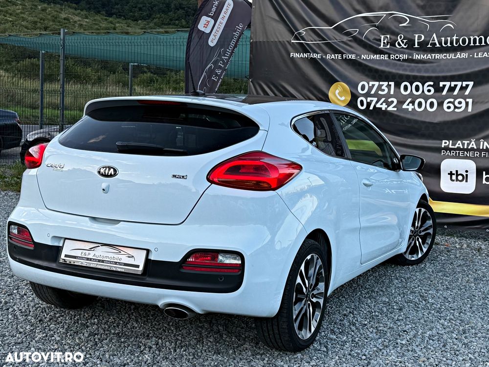 Kia Ceed 1.6 CRDi 128 ISG SW Dream-Team Edition - 15
