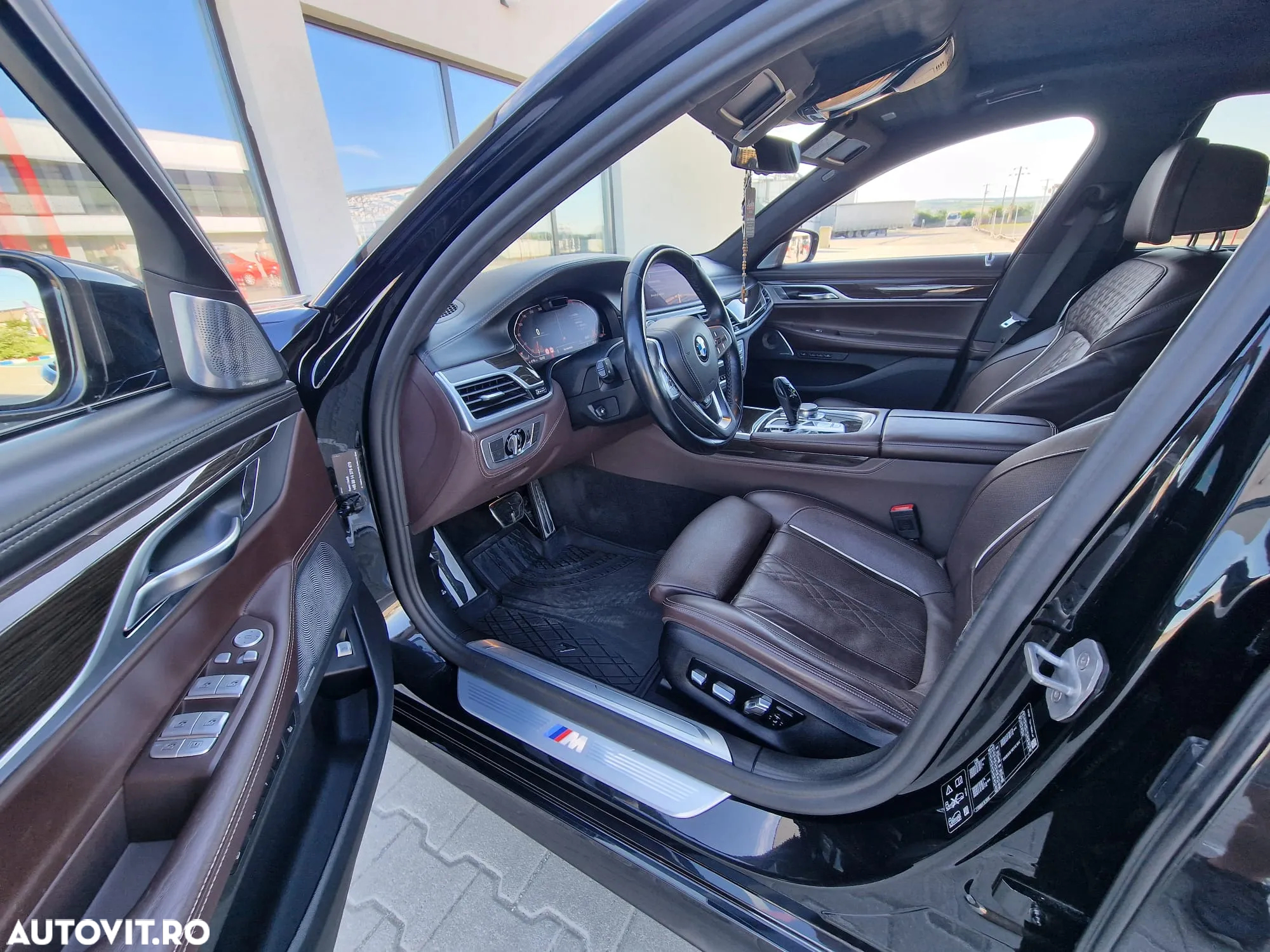 BMW Seria 7 740d xDrive - 9