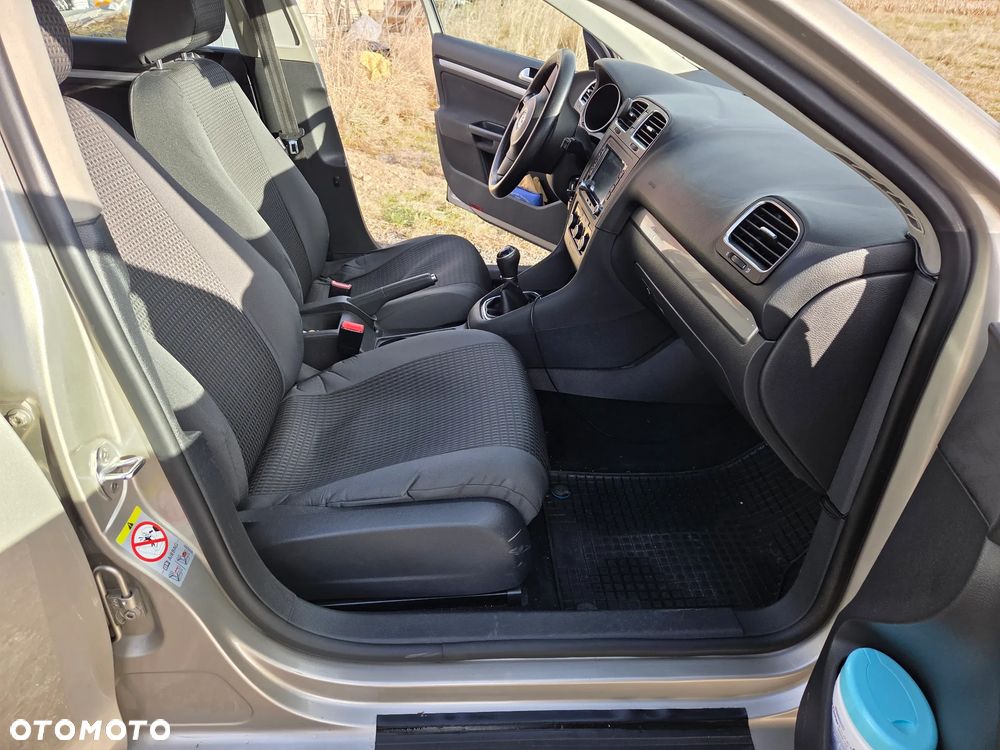 Volkswagen Golf 1.6 TDI Trendline - 26