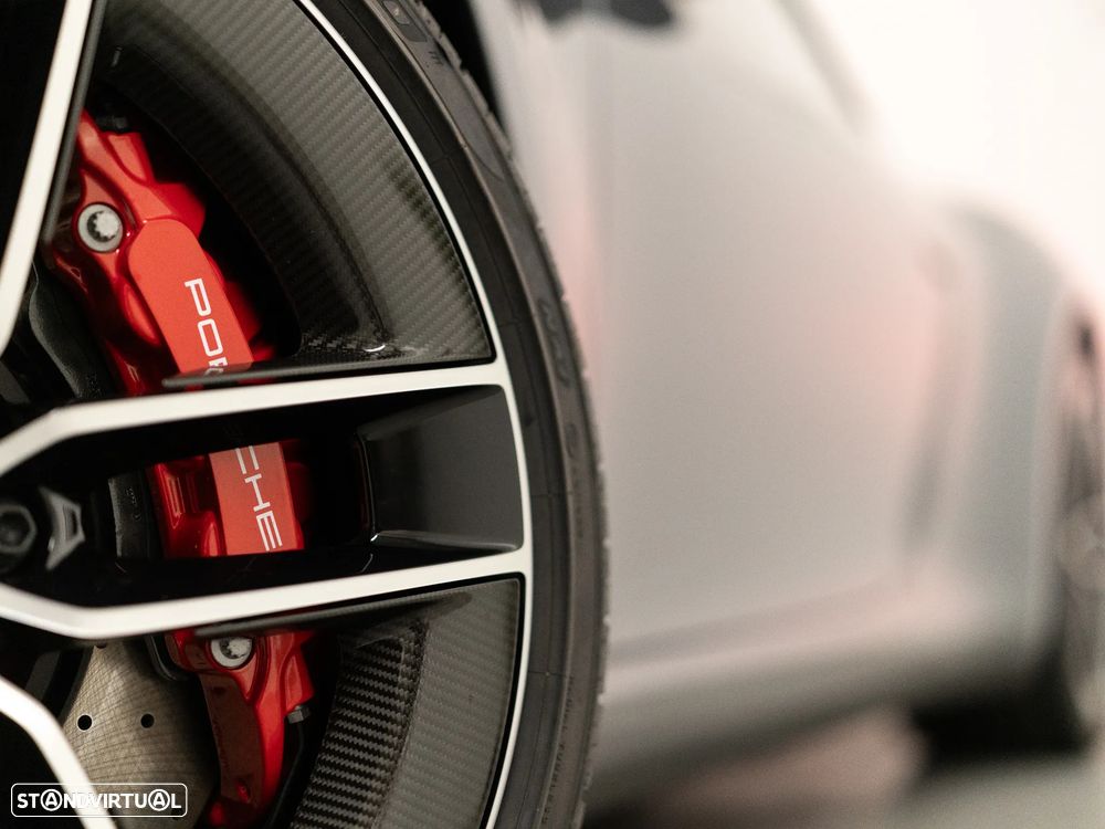 Porsche 911 (992) Carrera GTS PDK - 12