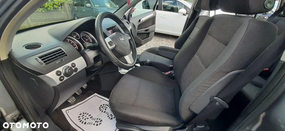 Opel Astra - 26