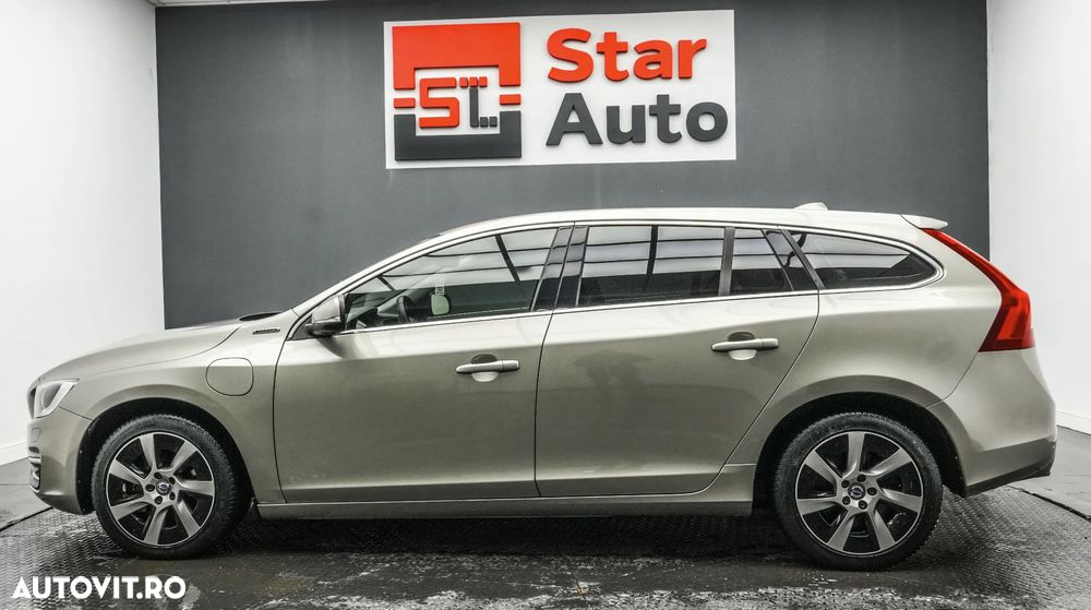 Volvo V60 D5 Momentum - 9